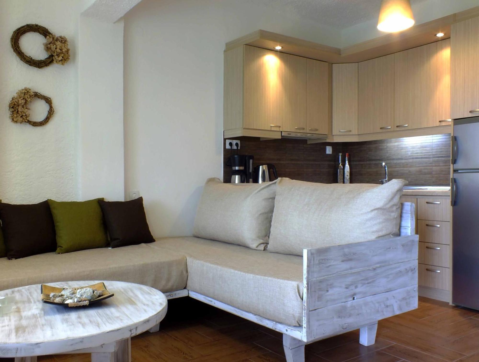 וורוורו Christaras Apartments מראה חיצוני תמונה
